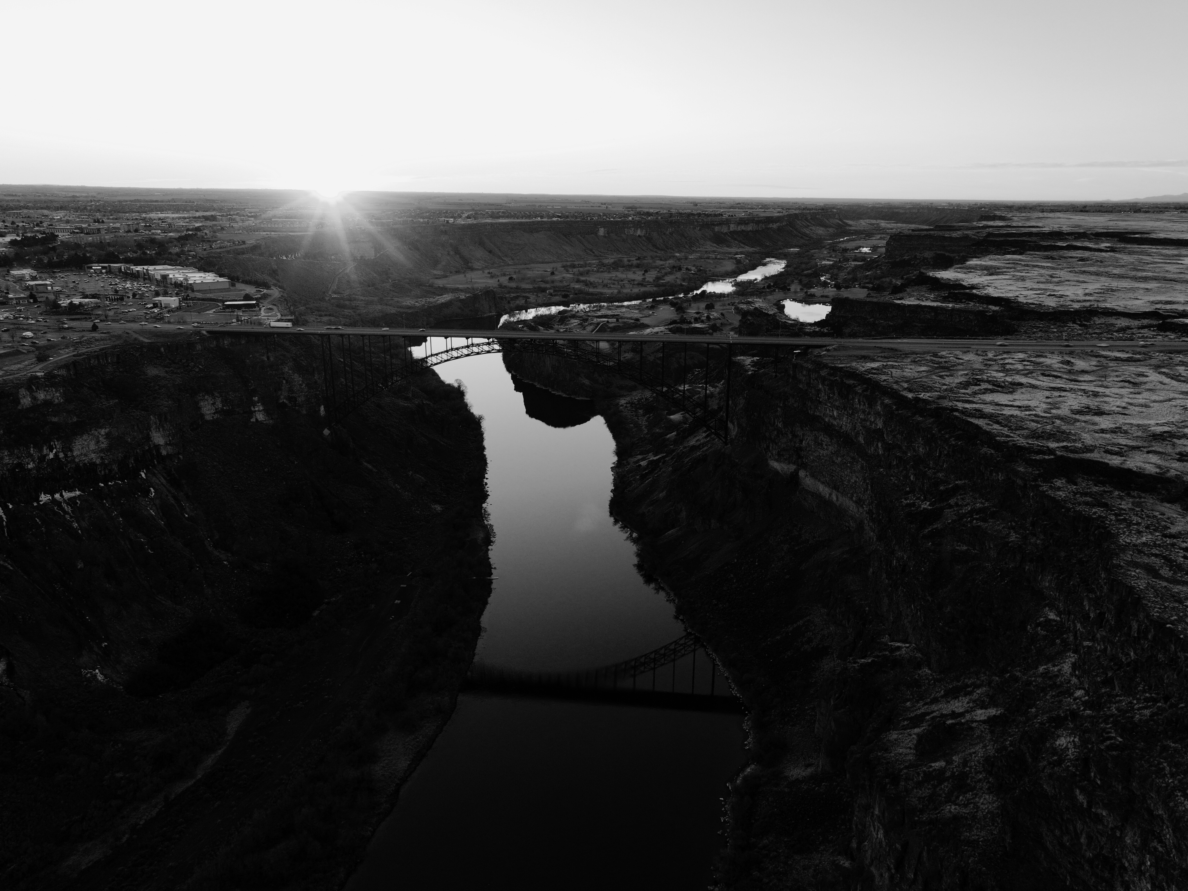 Perrine Bridge at sunset February 2025, black and white